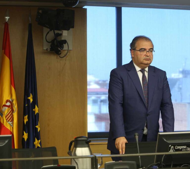Ángel Ron amenaza con emprender acciones legales contra la CNMV por denuncia falsa