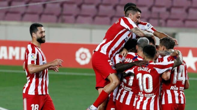 Los jugadores del Atlético de Madrid celebran un gol.