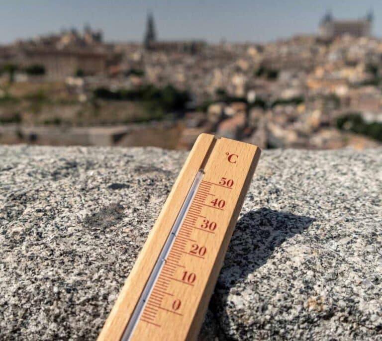 España se enfrenta a la operación salida ante la amenaza de la ola de calor