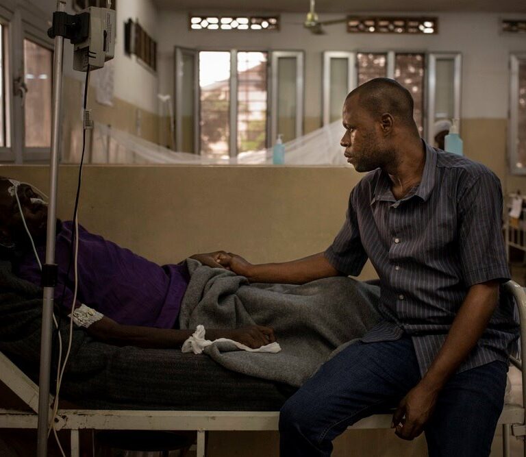 La OMS, en alerta por el brote de ébola en el Congo: supone "una gran preocupación"