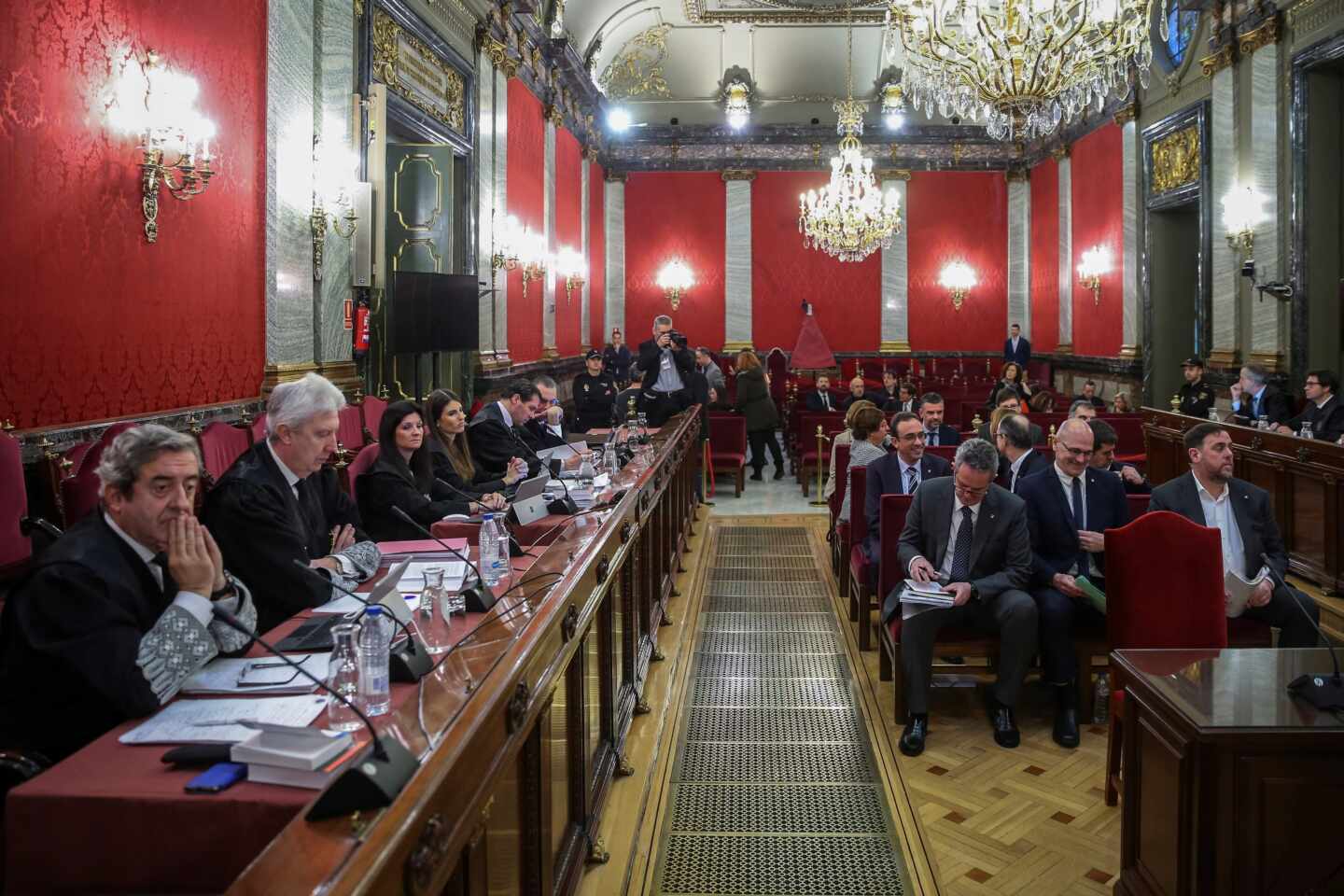 La Generalitat concede el tercer grado a los líderes independentistas en prisión