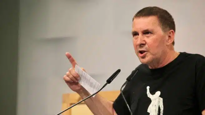 Otegi atribuye el voto a Vox en el País Vasco a los "guardias civiles acuartelados"