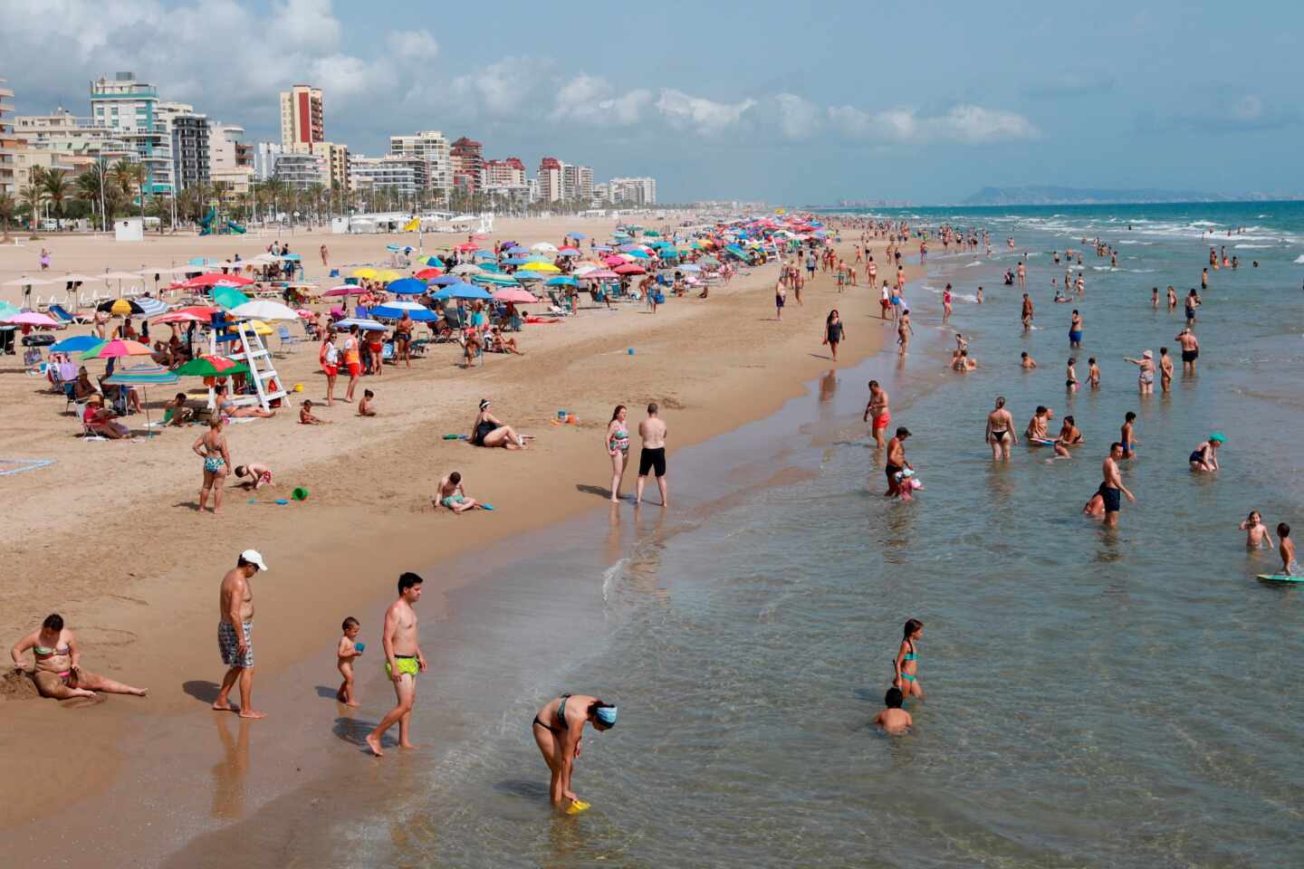 Los españoles dejan de pedir préstamos para ocio y vacaciones ante la incertidumbre