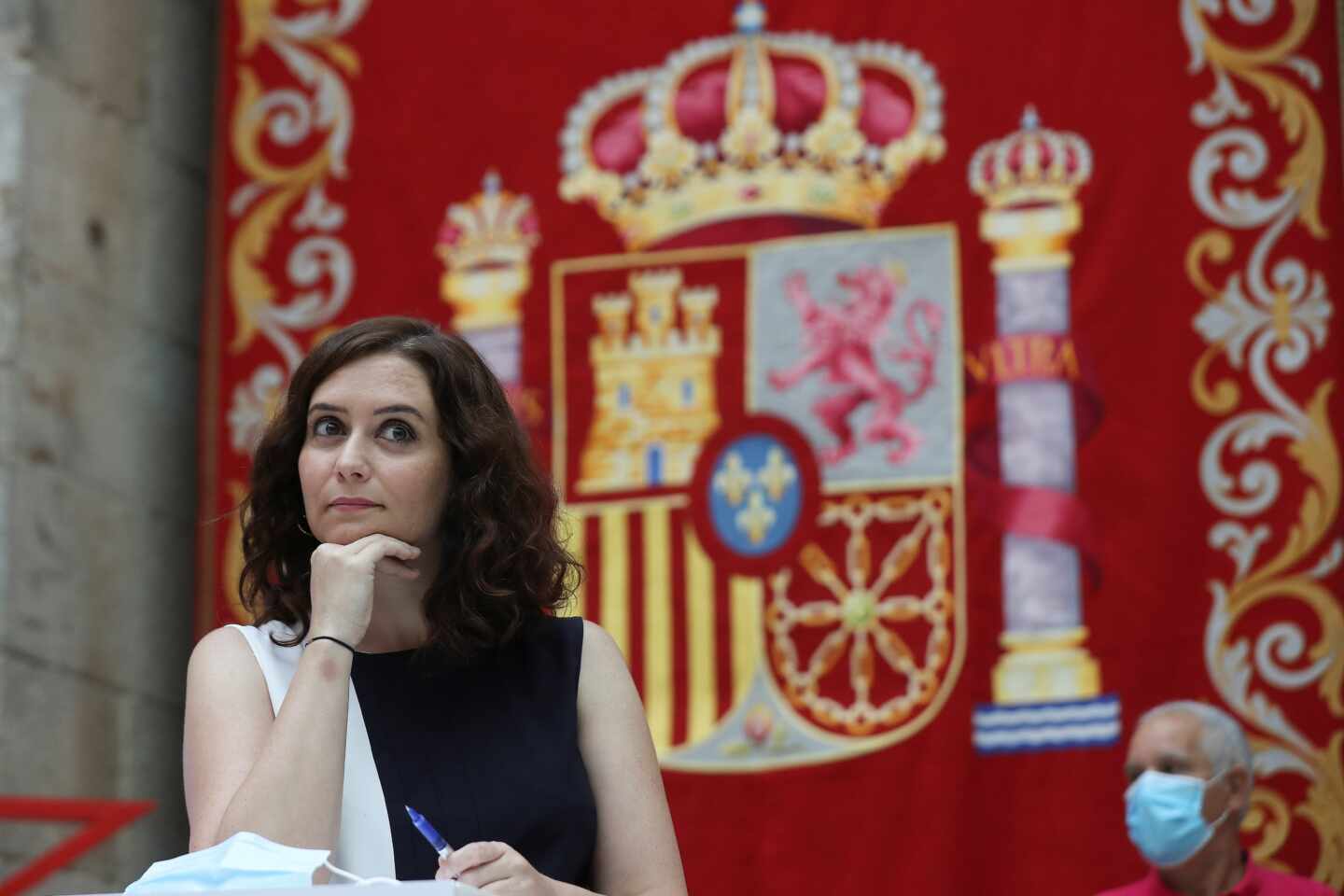 Sánchez y Ayuso dejan para el lunes a las 12 horas la reunión en la Puerta del Sol