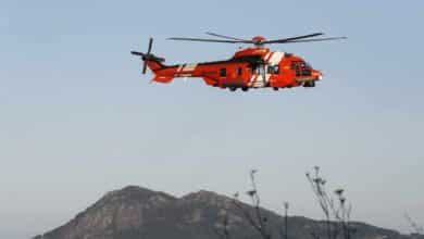 Dramático rescate de un hombre y un niño en la playa de Ribadesella