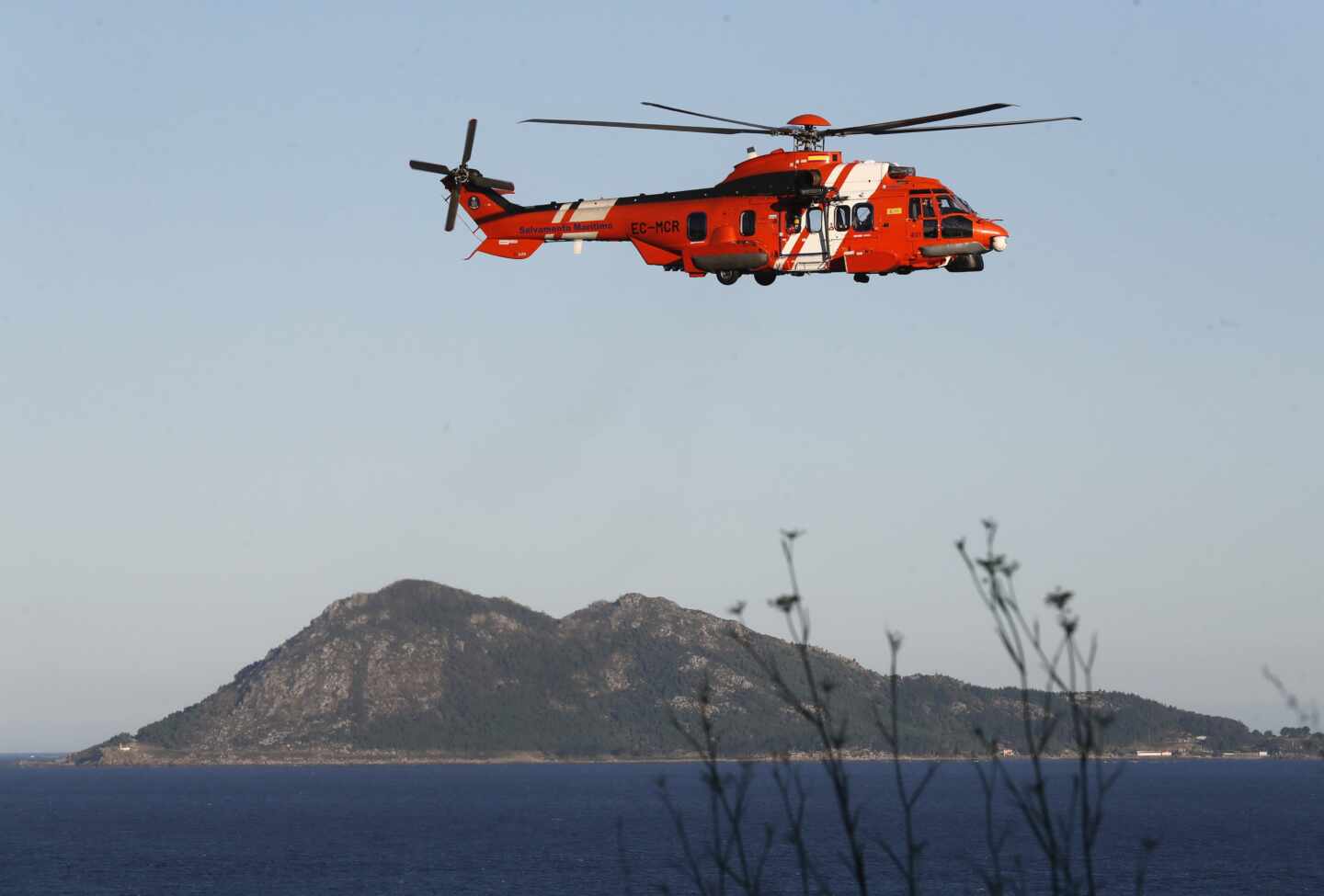 Un helicóptero de Salvamento Marítimo.