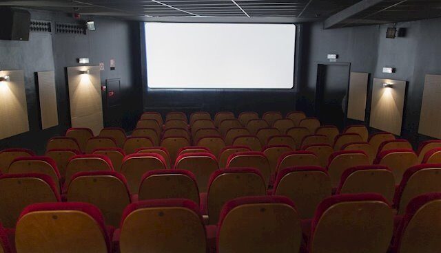 Cines Golem
