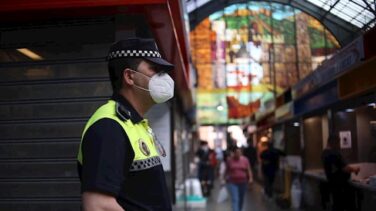 Detenido en Málaga un individuo por agredir a un agente tras negarse a ponerse la mascarilla