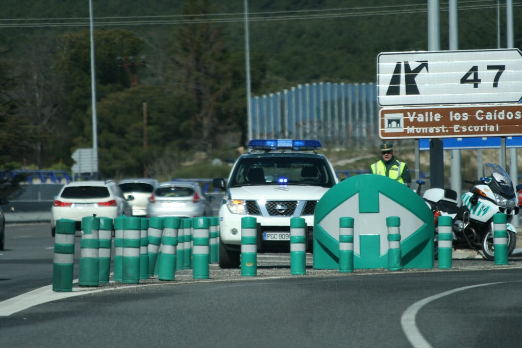 Muere un hombre de 38 años al volcar una furgoneta de reparto en Huéscar (Granada)