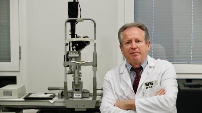Médicos de la privada denunciarán en Bruselas el "cártel" de las aseguradoras El oftalmólogo J. Ignacio Guerrero, presidente de Unipromel.