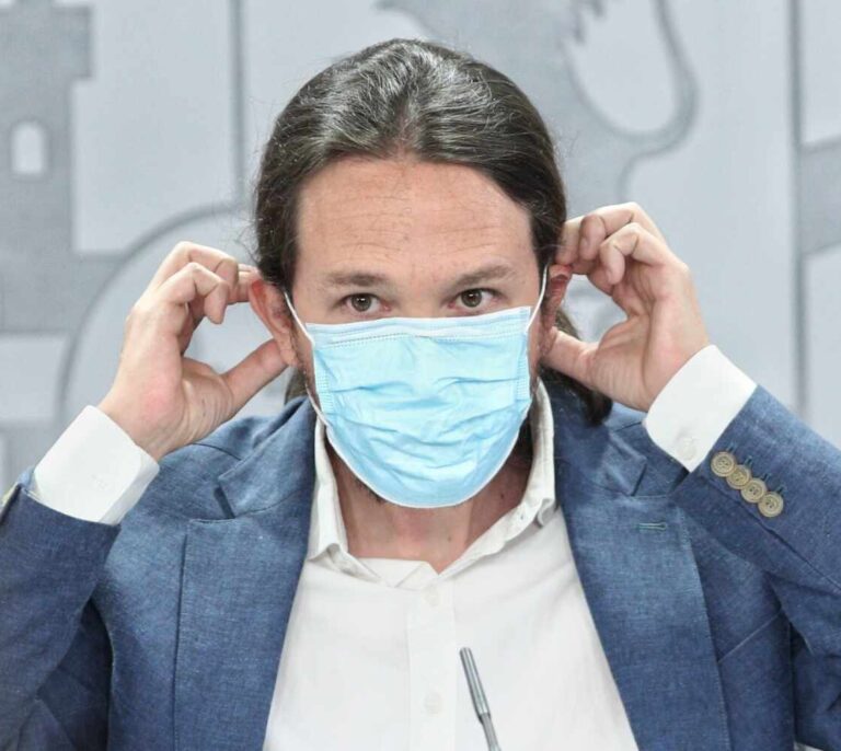 El juez ve agravantes de género en los delitos que imputa a Pablo Iglesias