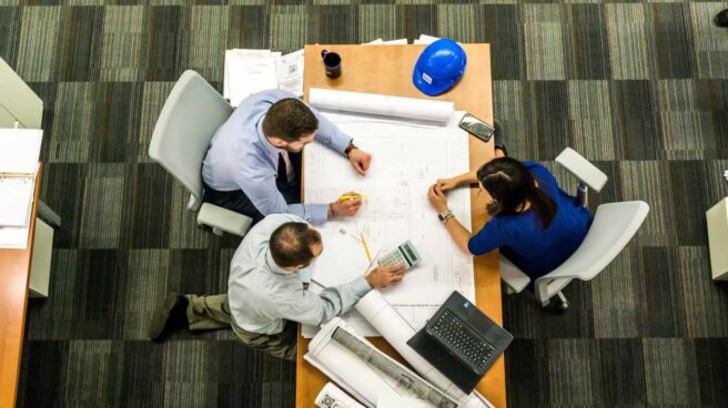 meeting-2284501_1920