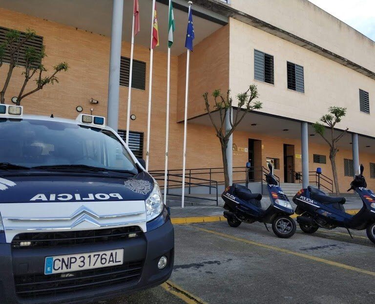 Investigan un doble crimen en Sevilla