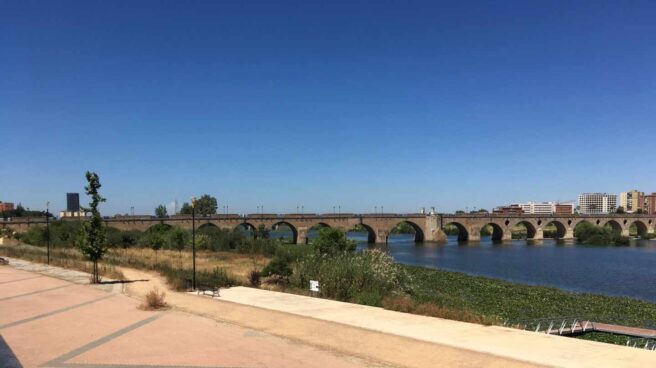 Extremadura duplica sus contagios en un día por cuatro brotes en Badajoz
