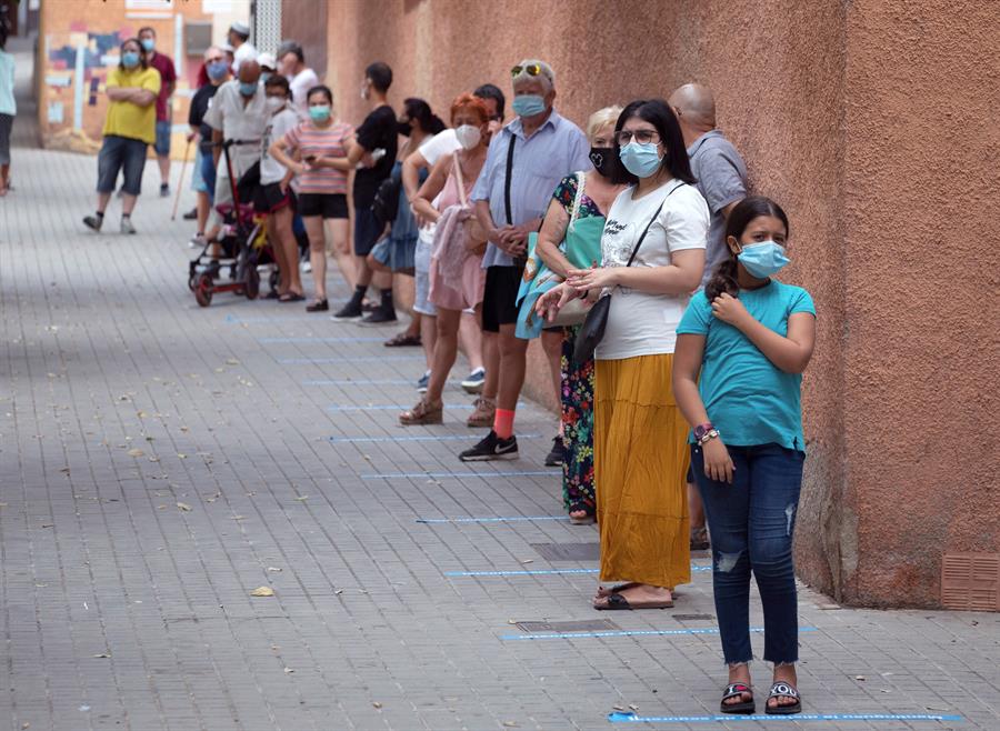 Cataluña registra un descenso de los contagios: 548 positivos en las últimas 24 horas
