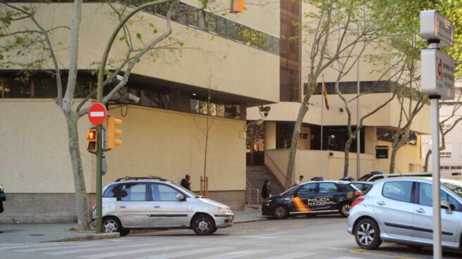 Jefatura de la Policía Nacional en Palma, en la calle Simó Ballester.
