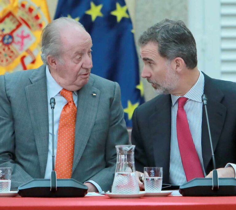 Persiguiendo a los Borbones pasmadotes