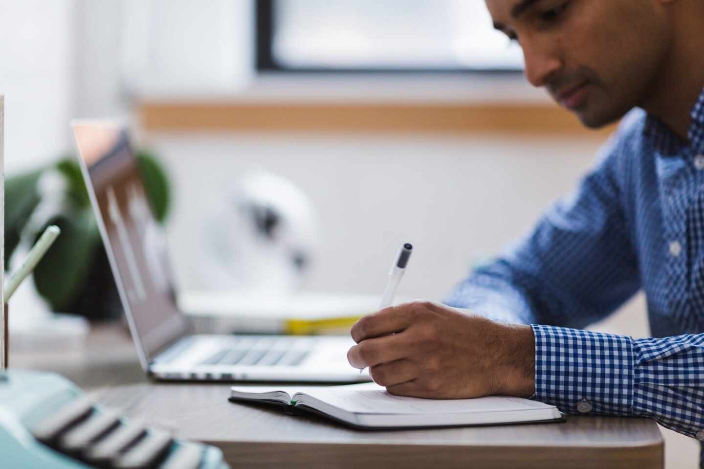 Los jóvenes de Madrid, los más dispuestos a cambiar de ciudad por el teletrabajo