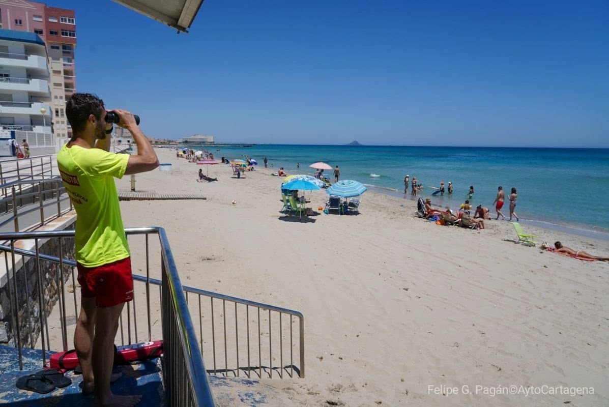 Un niño de 10 años y un hombre de 60 mueren ahogados en las playas catalanas