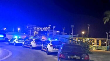 Detienen a dos jóvenes de 23 años por violar a una mujer en Salou (Tarragona)