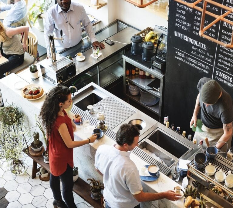 Hostelería, comercio y turismo siguen líderes en las moratorias hipotecarias de autónomos