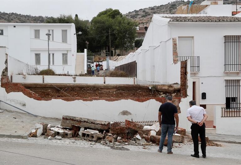 La lluvia provoca "daños innumerables" en el caso urbano de Estepa (Sevilla)
