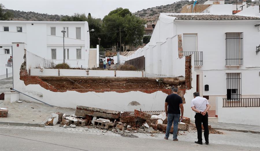 La lluvia provoca "daños innumerables" en el caso urbano de Estepa (Sevilla)