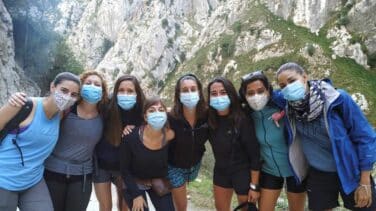 "Da miedo septiembre": la vuelta al trabajo de seis médicas jóvenes