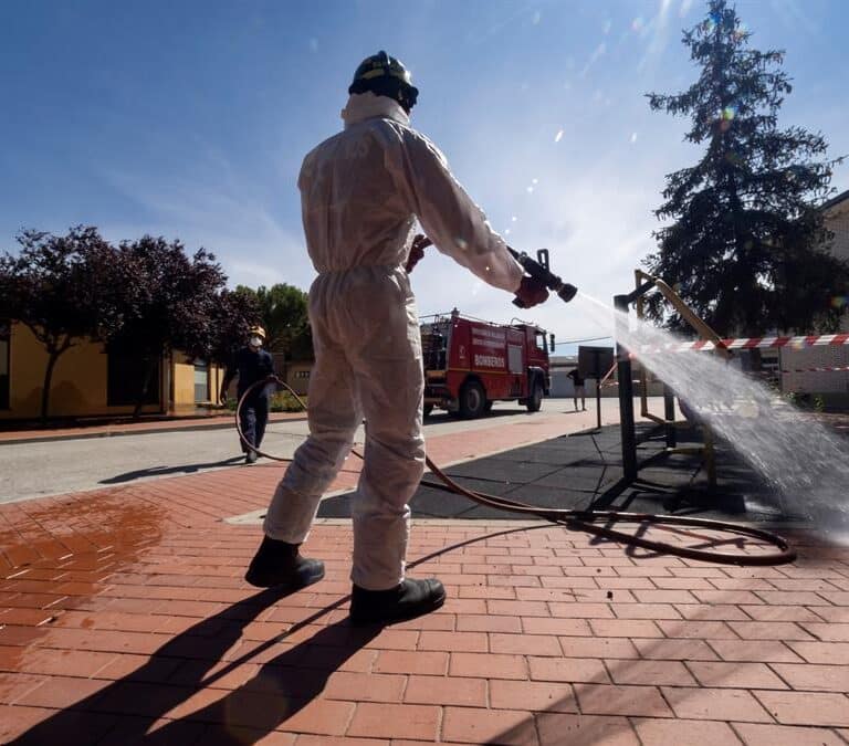 Fuerte subida de los contagios: 8.532 nuevos positivos desde el viernes