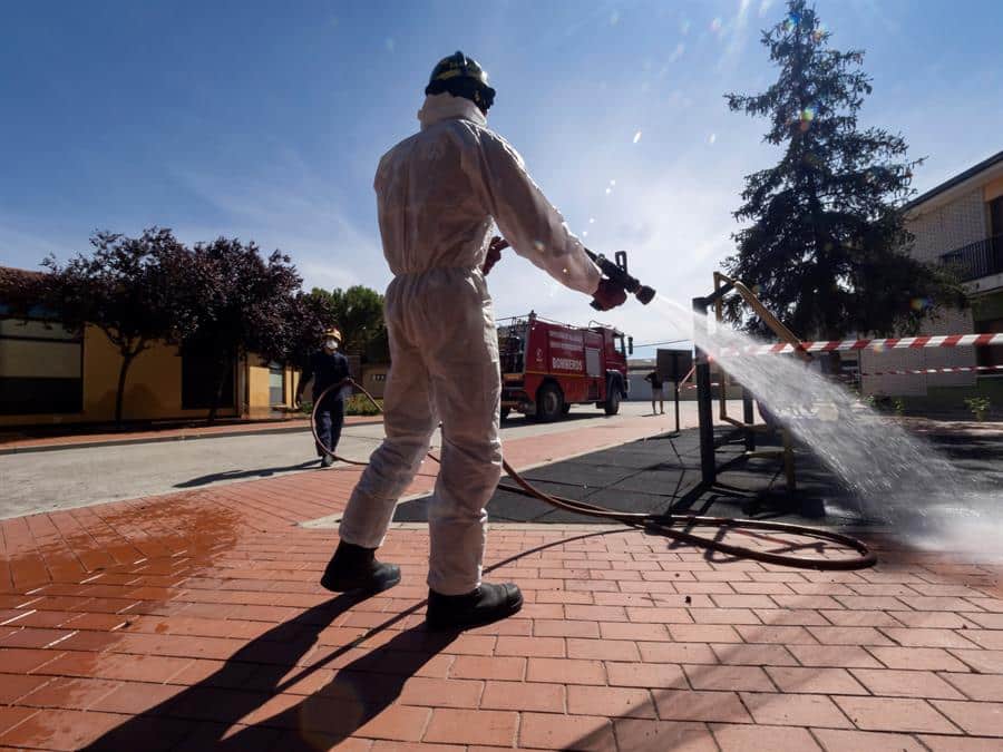 Fuerte subida de los contagios: 8.532 nuevos positivos desde el viernes