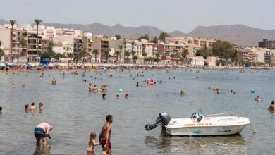 De Murcia a Canarias: las regiones turísticas donde crecen con más fuerza los contagios