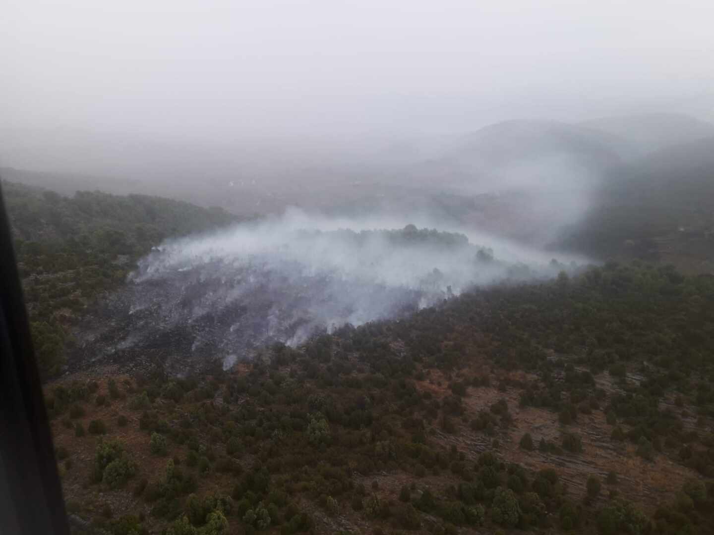 Un rayo causa un incendio forestal en Castellón