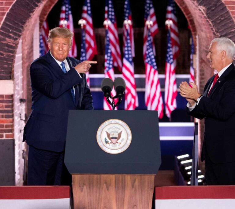 Mike Pence advierte que con Biden EEUU está abocado "al socialismo y al declive"