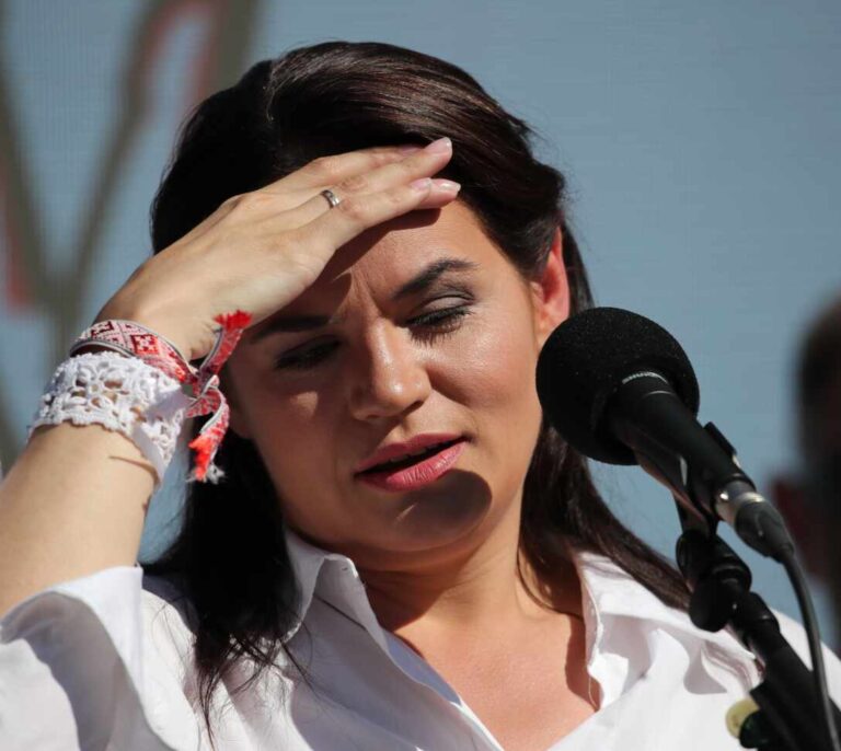 Tikhanovskaya, de niña de Chernóbil a opositora hostigada por Lukashenko