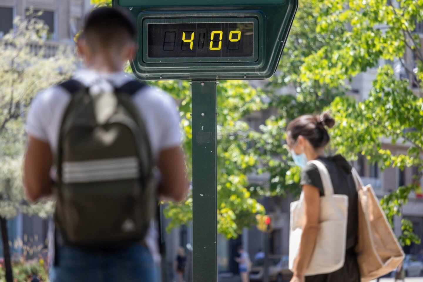 Catorce comunidades en alerta por temperaturas de hasta 42 grados en Andalucía