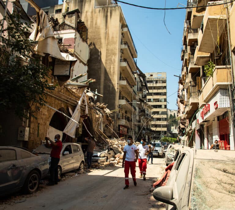 "Si te mueves por Beirut, tienes la sensación de que es una zona de posguerra"