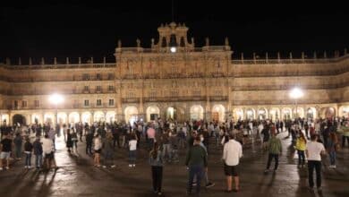 La hostelería percibe un futuro negro por la "muy mala" gestión de la pandemia