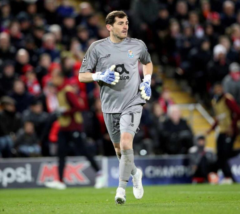 Iker Casillas anuncia que se retira