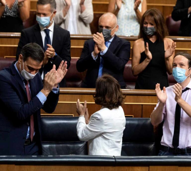 Mirando para otro lado