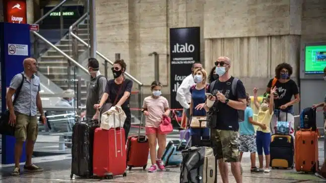 Italia someterá a test de coronavirus a todos los viajeros procedentes de España