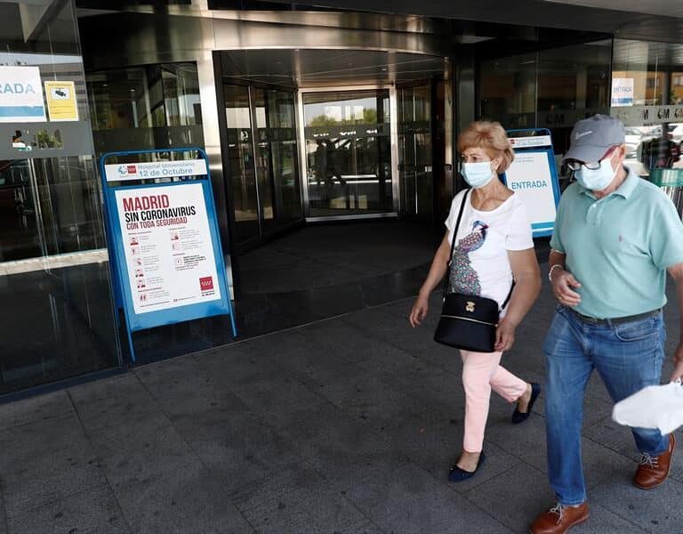 Los nuevos contagios Covid se duplican en Madrid con 654 en 24h y los fallecidos se mantienen en cuatro