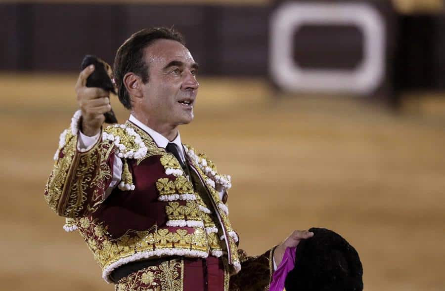 Ventura y Ponce triunfan en la "nueva normalidad" taurina de Osuna (Sevilla)