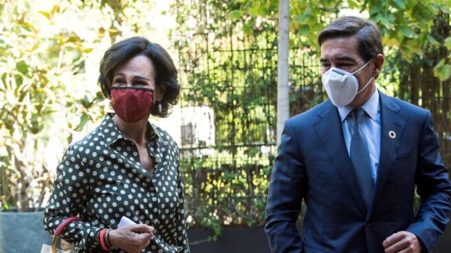 La presidenta del Banco Santander, Ana Patricia Botín, y el presidente del BBVA, Carlos Torre