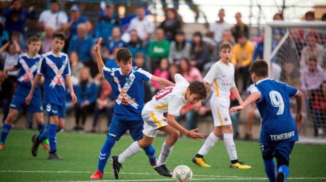 El regreso sin protocolos del fútbol modesto