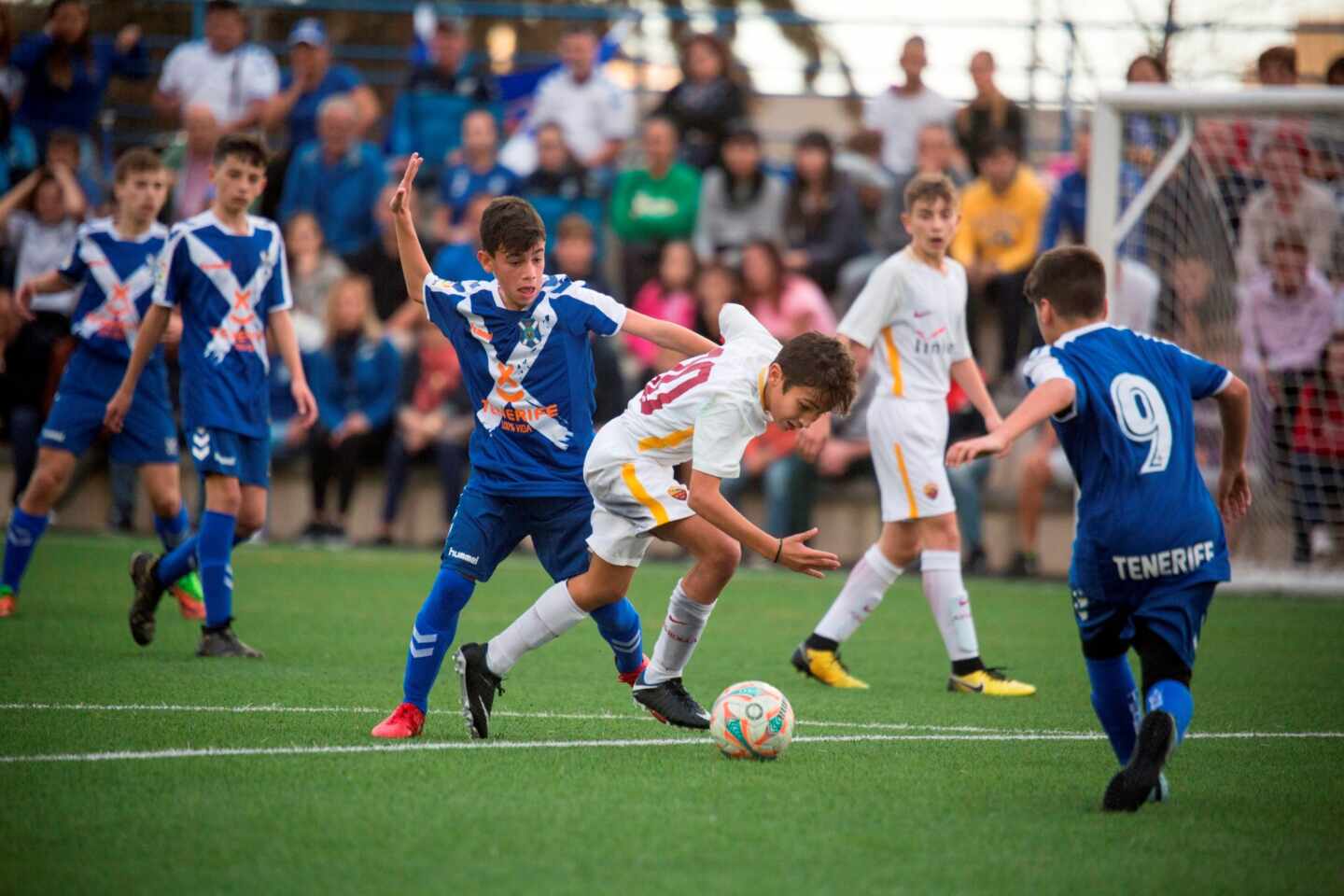 El regreso sin protocolos del fútbol modesto