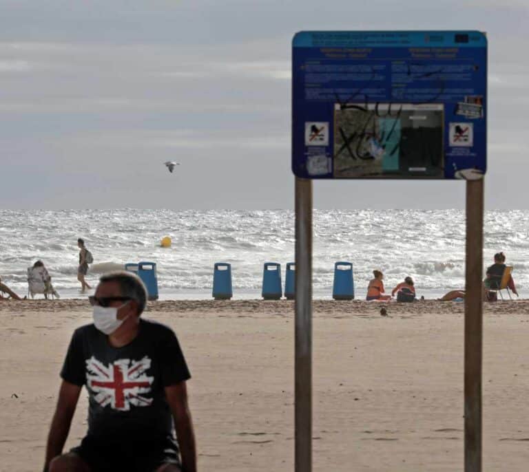 España pierde en seis meses 22.000 millones de ingresos por la debacle del turismo