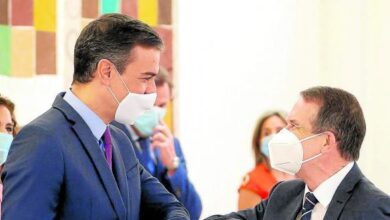 Los alcaldes "rebeldes" anuncian que sus partidos rechazarán el decreto de Hacienda