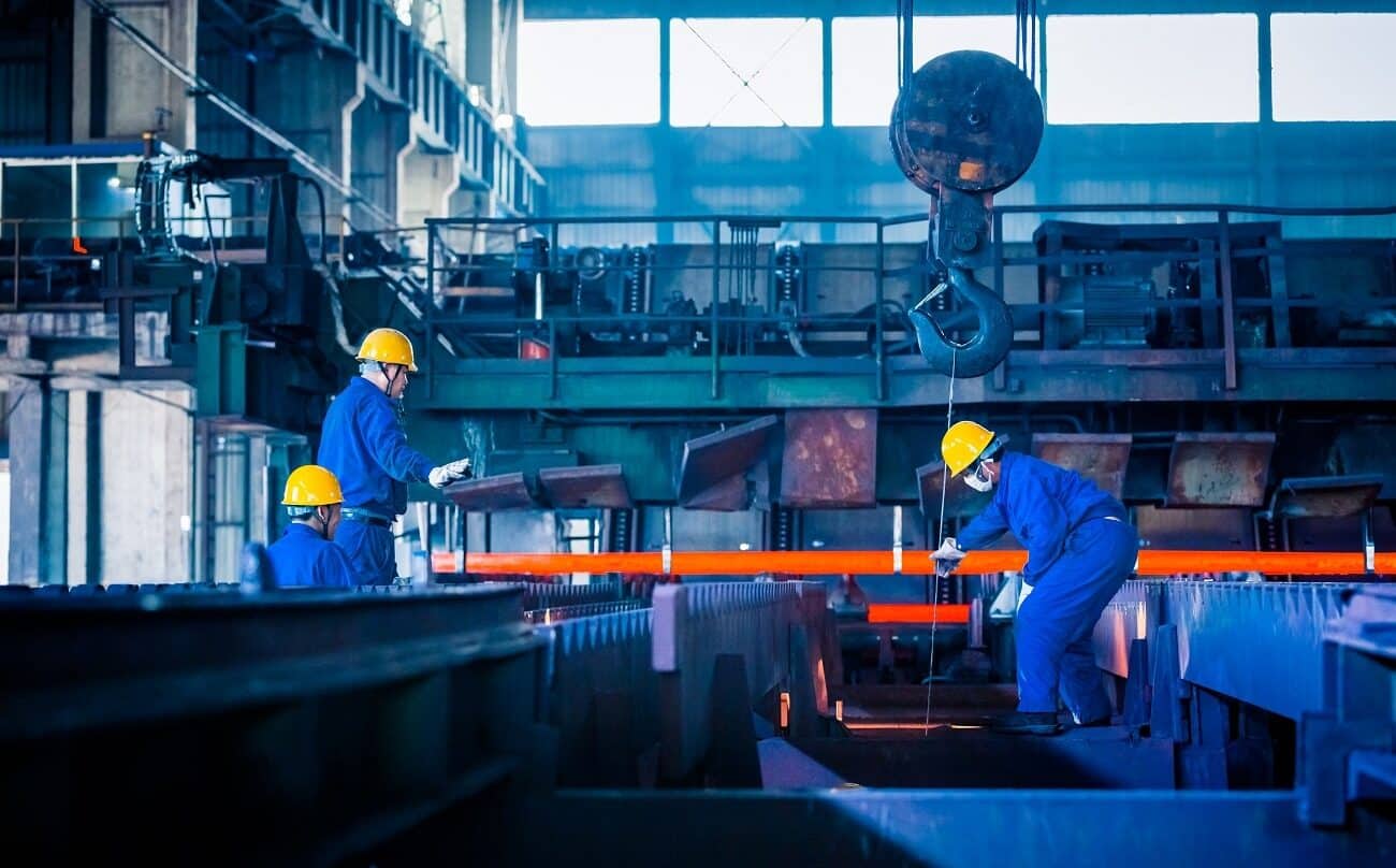 España, sin 'enchufe' para electrificarse: el 75% de su economía aún es fósil