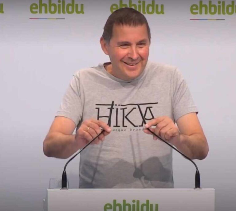 Bildu: ¡Con Sánchez e Iglesias, sí!