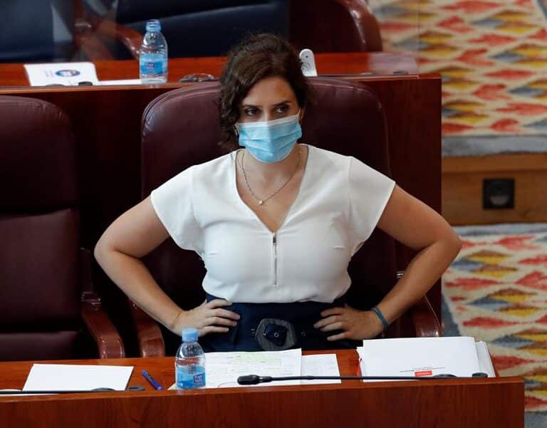 Ayuso culpa al 'número dos' de Sanidad de anunciar un confinamiento que no había decidido